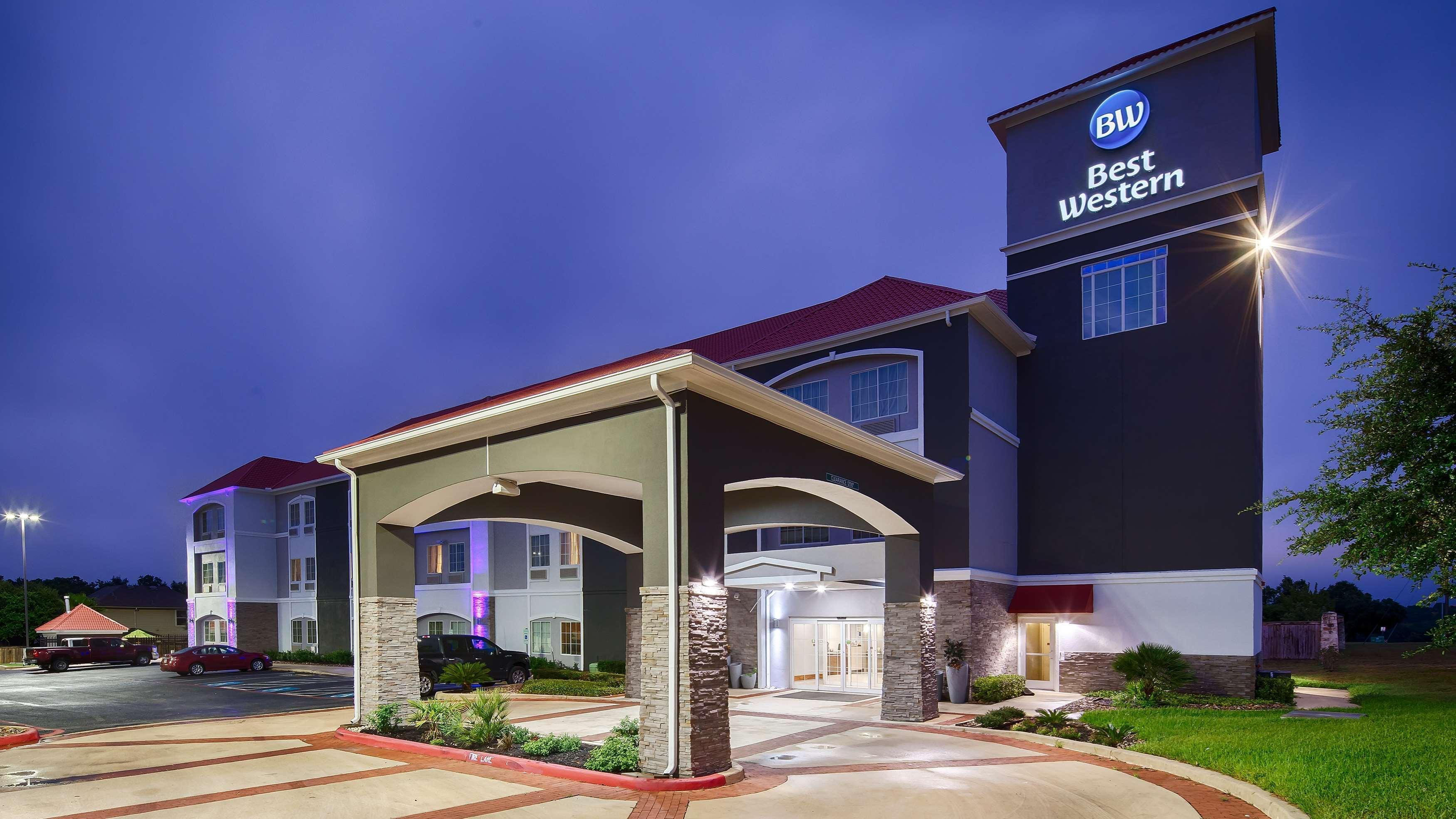 Best Western Boerne Inn & Suites Екстериор снимка